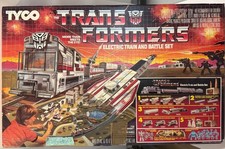 TYCO 1985 Transformers Electric Train and Battle Set Action Figure Toy with Box