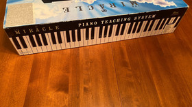Miracle Piano Teaching System complete in box sealed IBM Kit nintendo nes WORKS!