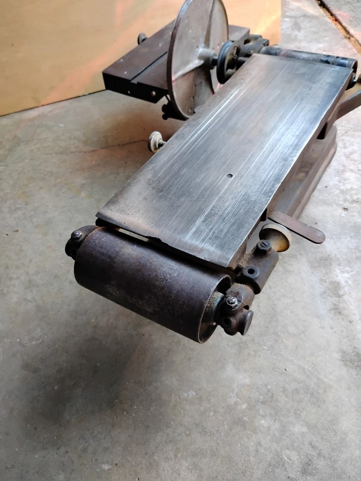 Lijadora de banda vintage Sears Craftsman 103.0803 6x48 con disco de 9 pulgadas y mesa Foto 3 de 4