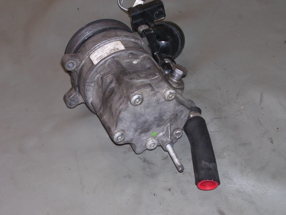 Оригинальный тандемный насос гидроусилителя руля 2002 BMW 745i 676007005 - Изображение 3 из 4