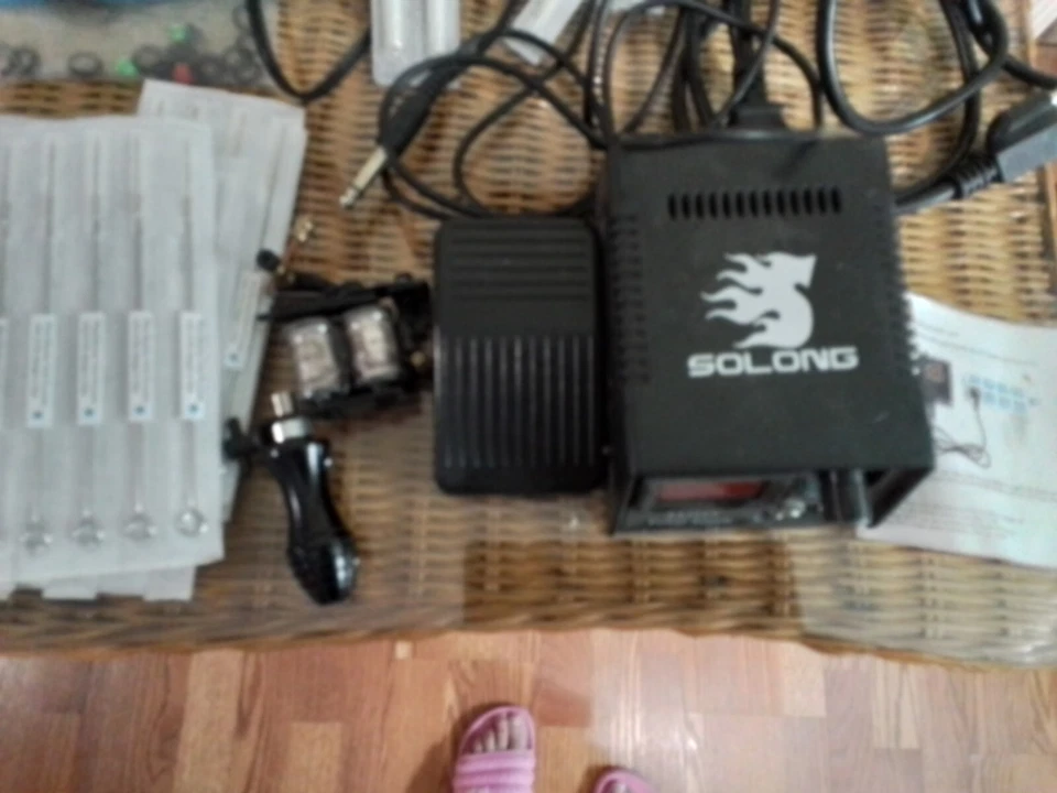 Блок питания и комплект деталей машины для татуировок SOLONG - Изображение 2 из 4