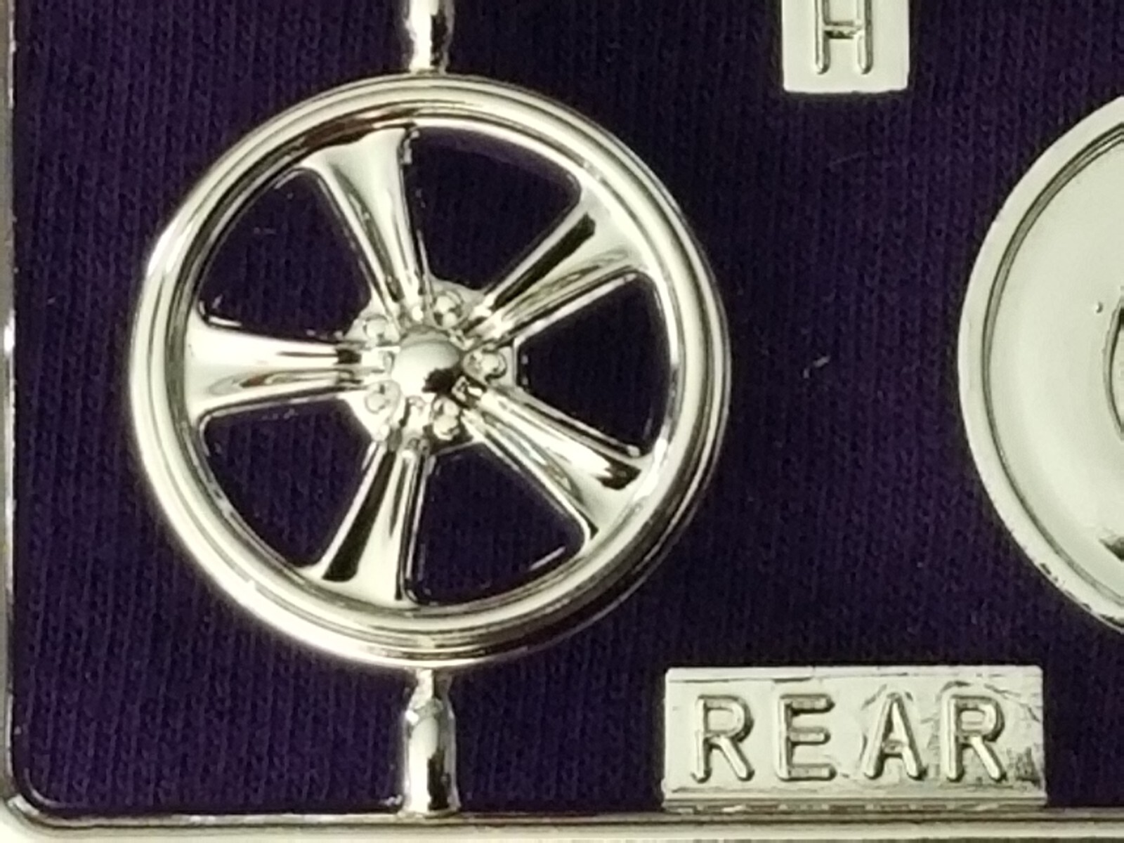 Picture 4 of 21