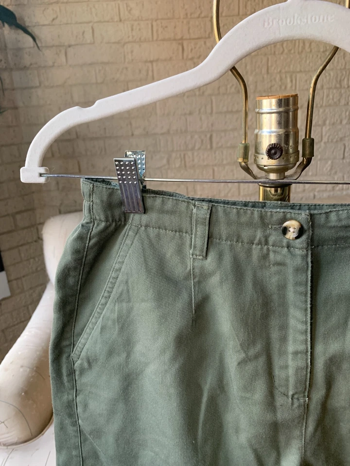 Karen Scott Shorts Womens Petite 4 Green Button Pocket Khaki 26W - Image 3 of 4