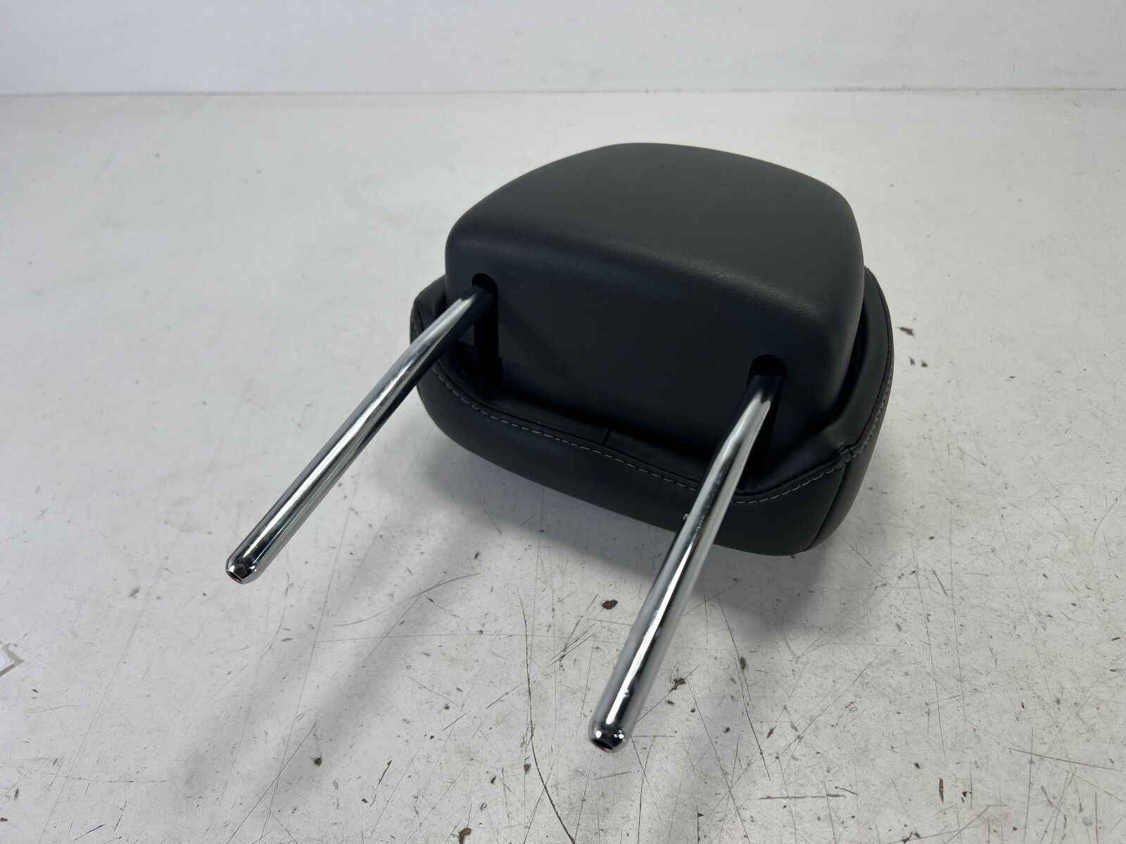 2013 2018 CADILLAC ATS FRONT LEFT / RIGHT SEAT HEADREST HEAD REST OEM