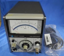 HP 435B 100 kHz to 110 GHz, -70 to +44 dBm, 50 dB Range, Power Meter. NICE!