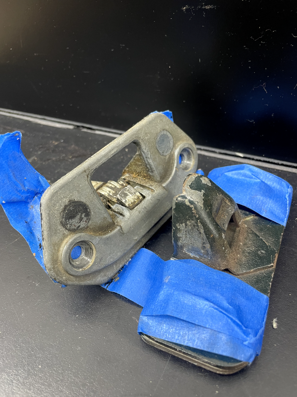 USED MERCEDES w109 w108 TRUNK LATCH UPPER AND LOWER MECHANISM 300 280 250 SE SEL