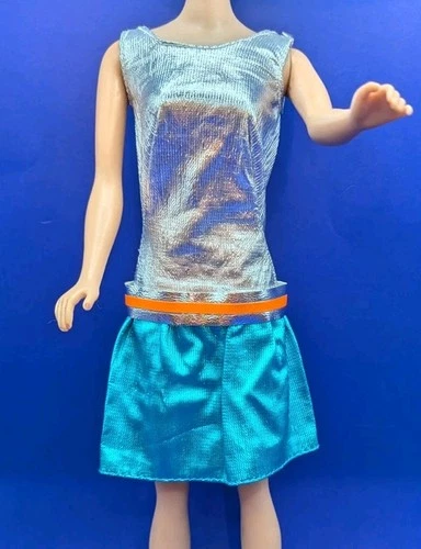 Vintage 1968–69 Barbie Doll #1820 "Zokko!" Silver Blue Tagged Dress Japan lamé