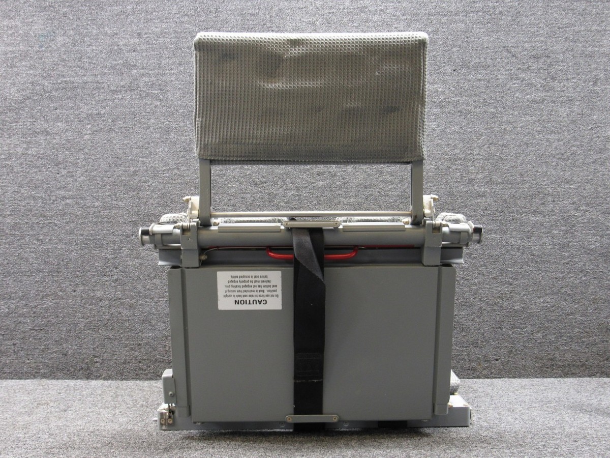 専用　　No.737、735,728,721,733計５点 Boeing 737-800 Cockpit Seat Assembly | eBay