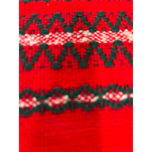 Vintage Red Christmas Table Runner Green Hand Woven Fringe Scandinavian Style - Picture 4 of 5