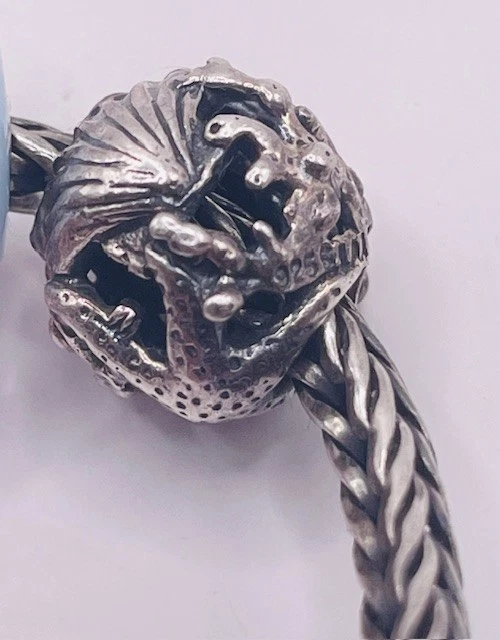 Pulsera Trollbead completamente cargada, cerradura de pez grande retirada, 16 dijes, 5+ retirada Foto 2 de 4
