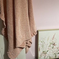 Soft Chenelle Throw In Rose Pink