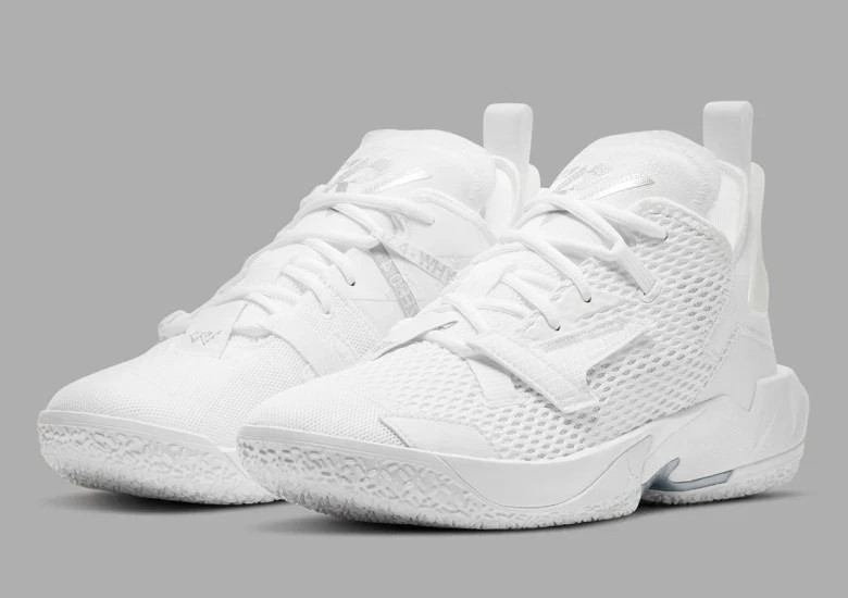 Nike Air Jordan Why Not Zer0.4 Triple White Basketball Shoe CQ4230