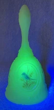 FENTON BIRD CUSTARD BELL by B. ThorntonMEDALLION BELL URANIUM ~GLOWS~