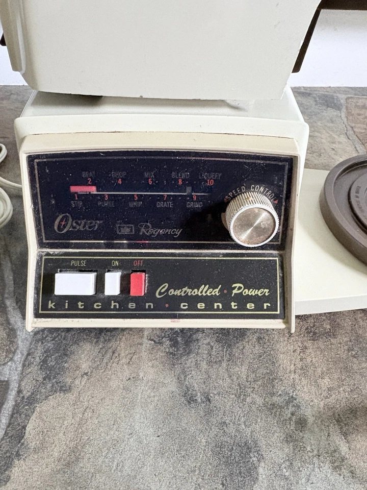 Centro de cocina OSTER vintage de 10 velocidades Regency probado encendido Foto 2 de 3