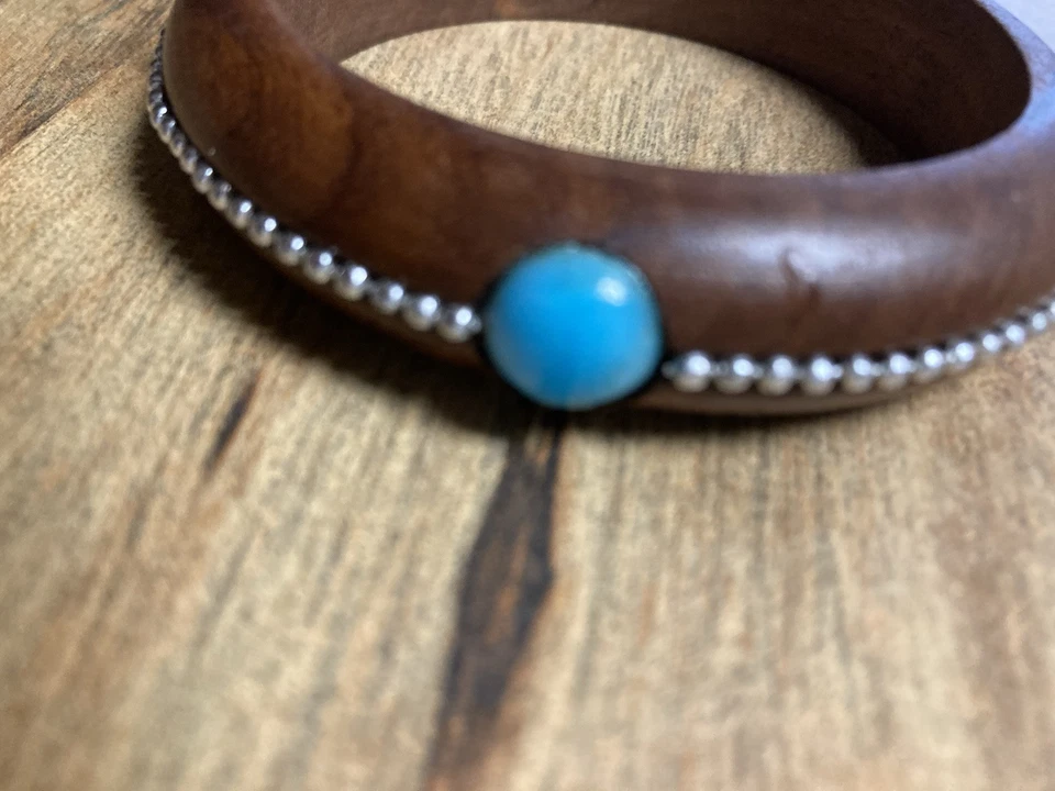 Brazalete Brazalete Madera con Cuentas Color Plata Alrededor y 4 Piedras Color Turca Foto 2 de 4