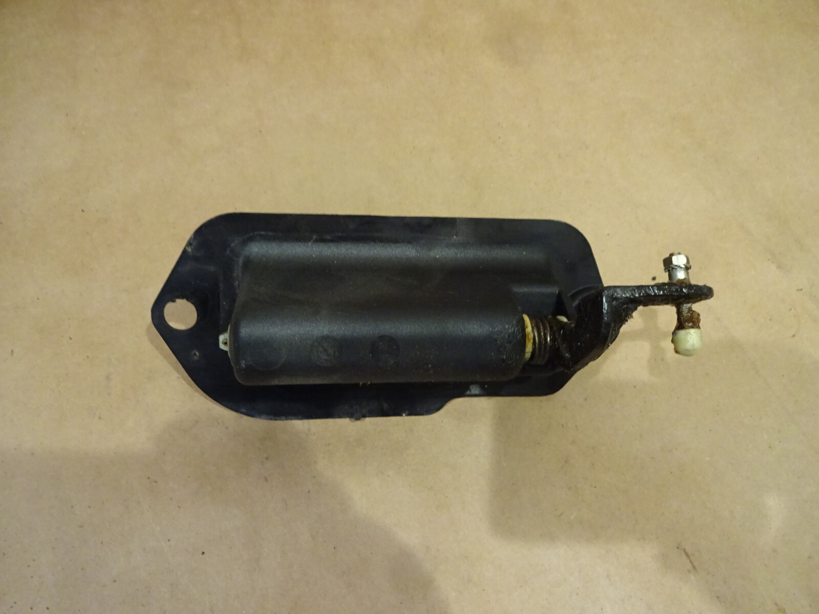 Ferrari 355 - RH Passenger Side Exterior Door Handle -P/N 64458400