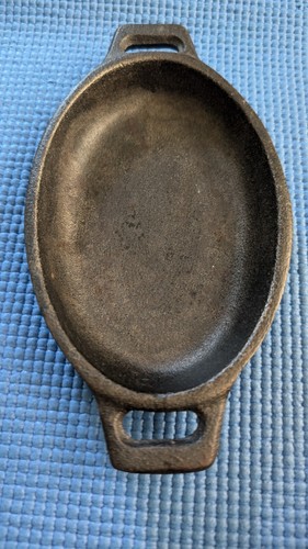 Pioneer 8" Oval Mini Cast Iron Baking Dish 4 in x 6.5 in Skillets, no coating - Picture 4 of 5