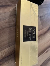 Soleil Professional Solid Ceramic Black Flat Iron Magnetized Plates- open box