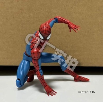 Articulated Figure Spider-Man 15CM PVC Peter Parker Model Oraments Toy Gift