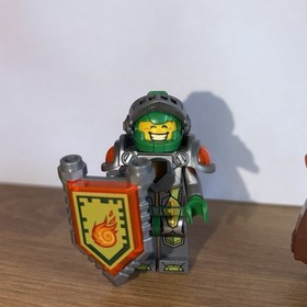 LEGO Nexo Knights Minifigure Lot Moltor Demon Warrior + Aaron nex004 + Free Fig