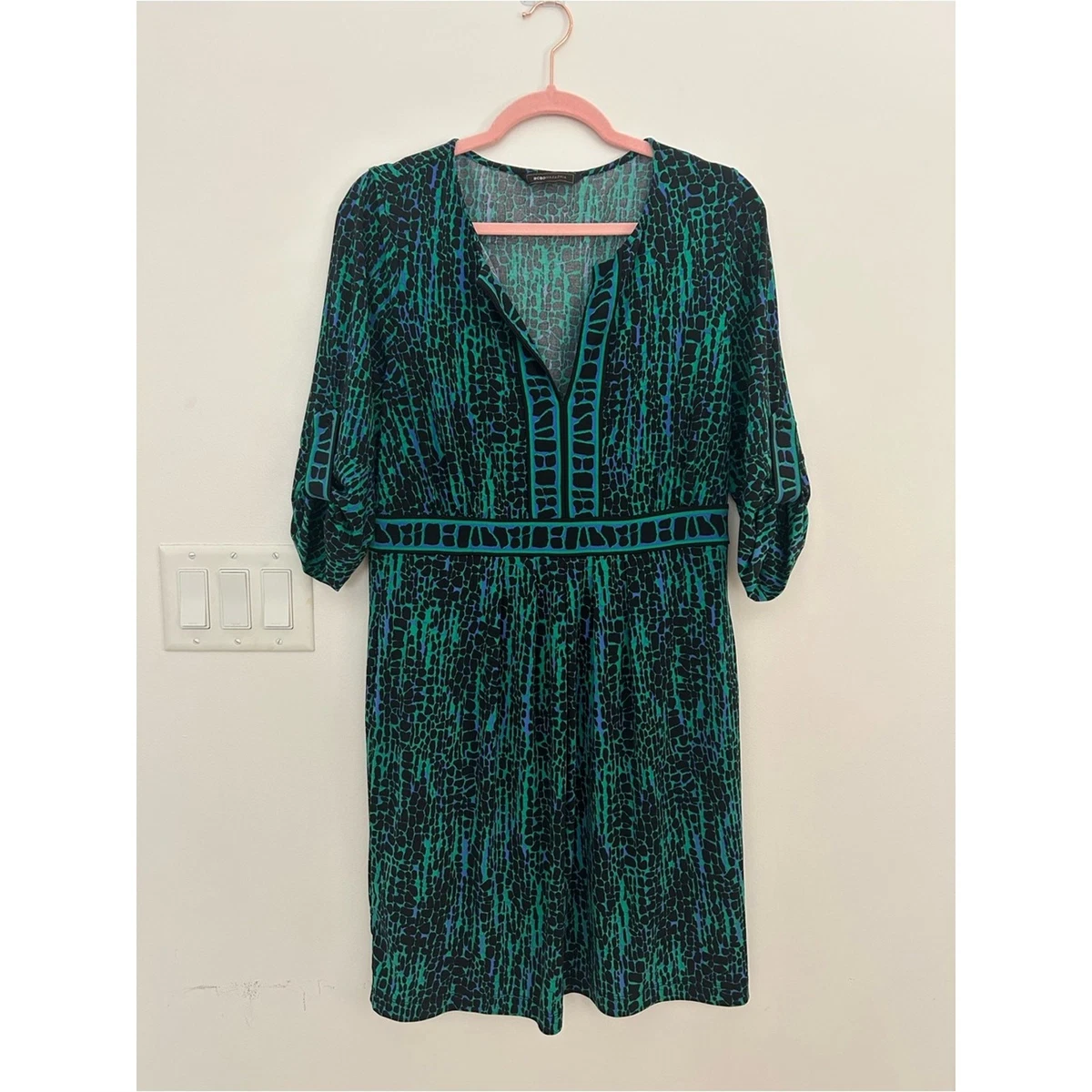 bcbg green sequin dress BCBGMaxAzria Fern Green One-Sleeve Ruched Sequin Dress Size XXS MSRP $398