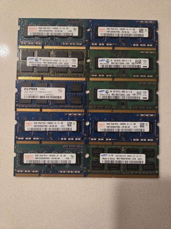 Lot of 10x 2GB DDR3 SODIMM Laptop RAM Mixed Brands