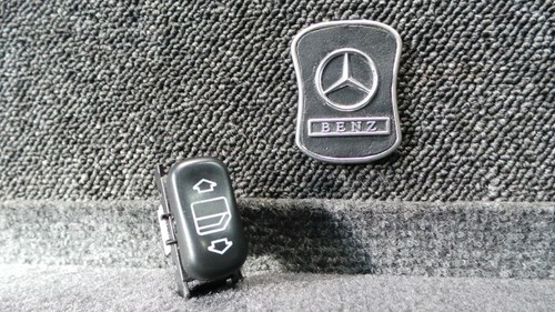 M8-00 * Mercedes SLK 170 Schalter Fensterheber 1708201510 original