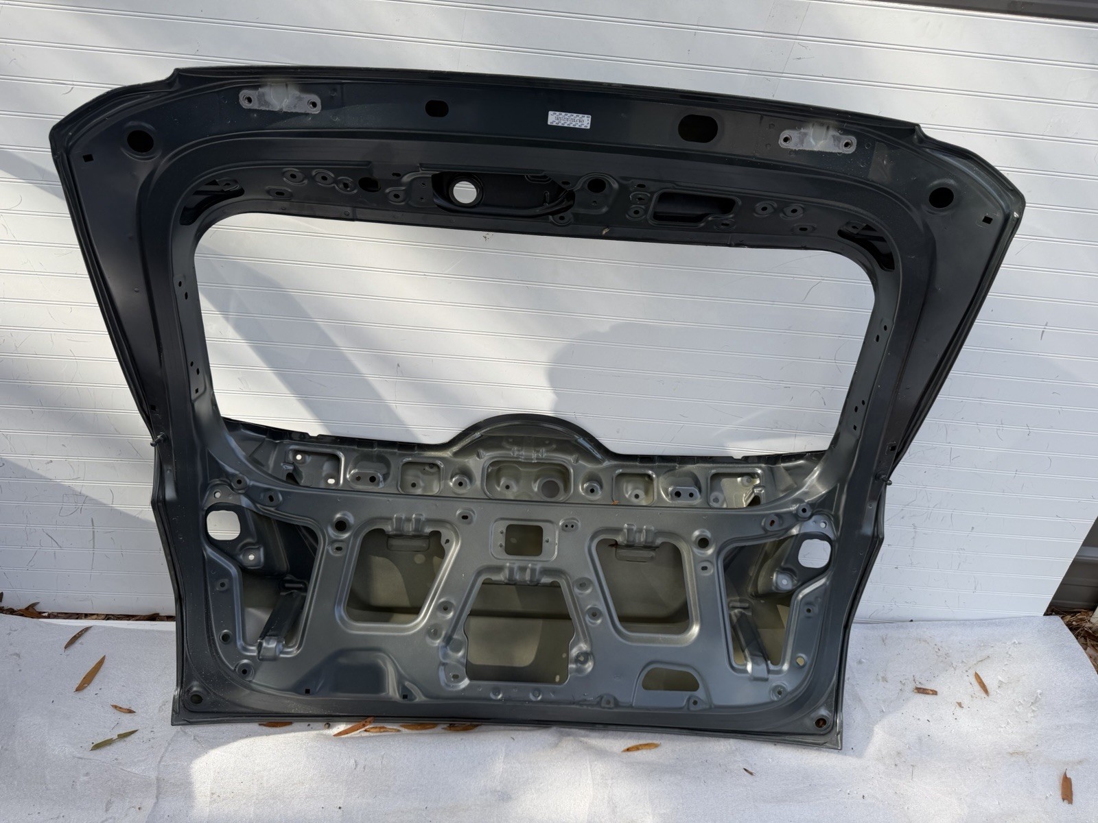 2022 2023 HYUNDAI TUCSON REAR LIFTGATE TAILGATE SHELL