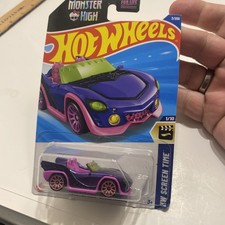 2025 Hot Wheels 3/250 Purple Monster High Ghoul Mobile HW Screen Time 1/10 A15
