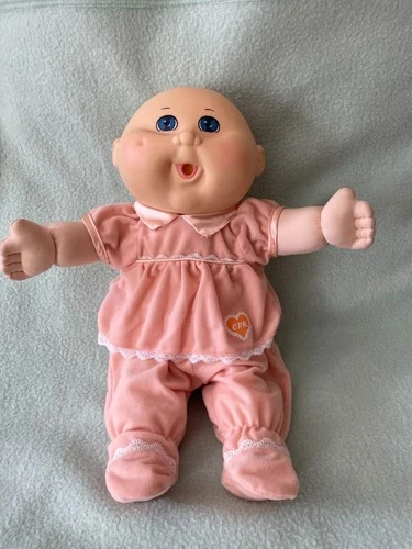 CABBAGE PATCH KIDS DOLL BABYLAND GENERAL EXCLUSIVE 15 INCH  2008