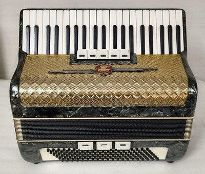 WELTMEISTER  120 bass Piano Accordion Akkordeon Very Good
