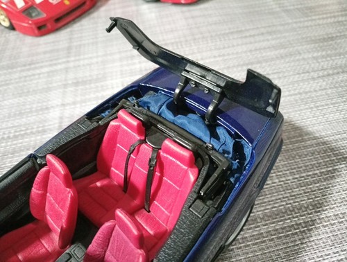 BMW 325i Convertible, blu, Special Edition, Maisto, 1:18 tetto apribile - Foto 15 di 24