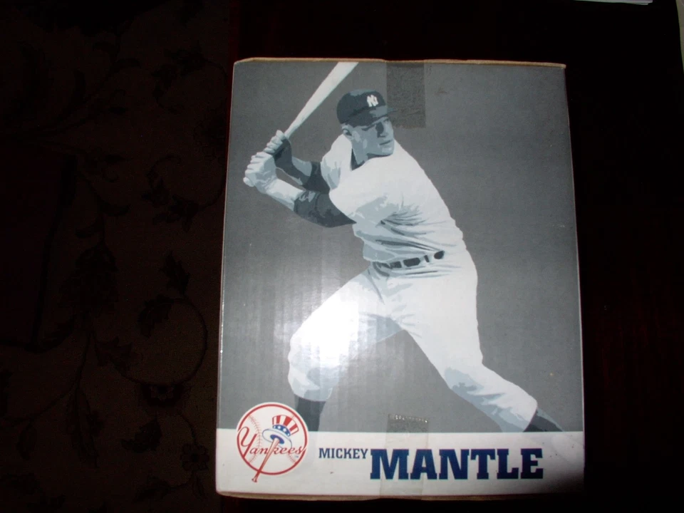 Figuras de acción McFarlane MLB Sportspicks Roger Maris/Mickey Mantle 2008 como nuevas Foto 3 de 4