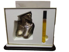 Eilish by Billie Eilish Gift Set Women 2 PC  3.4 oz EDP + 0.33 oz EDP (Scuffed)