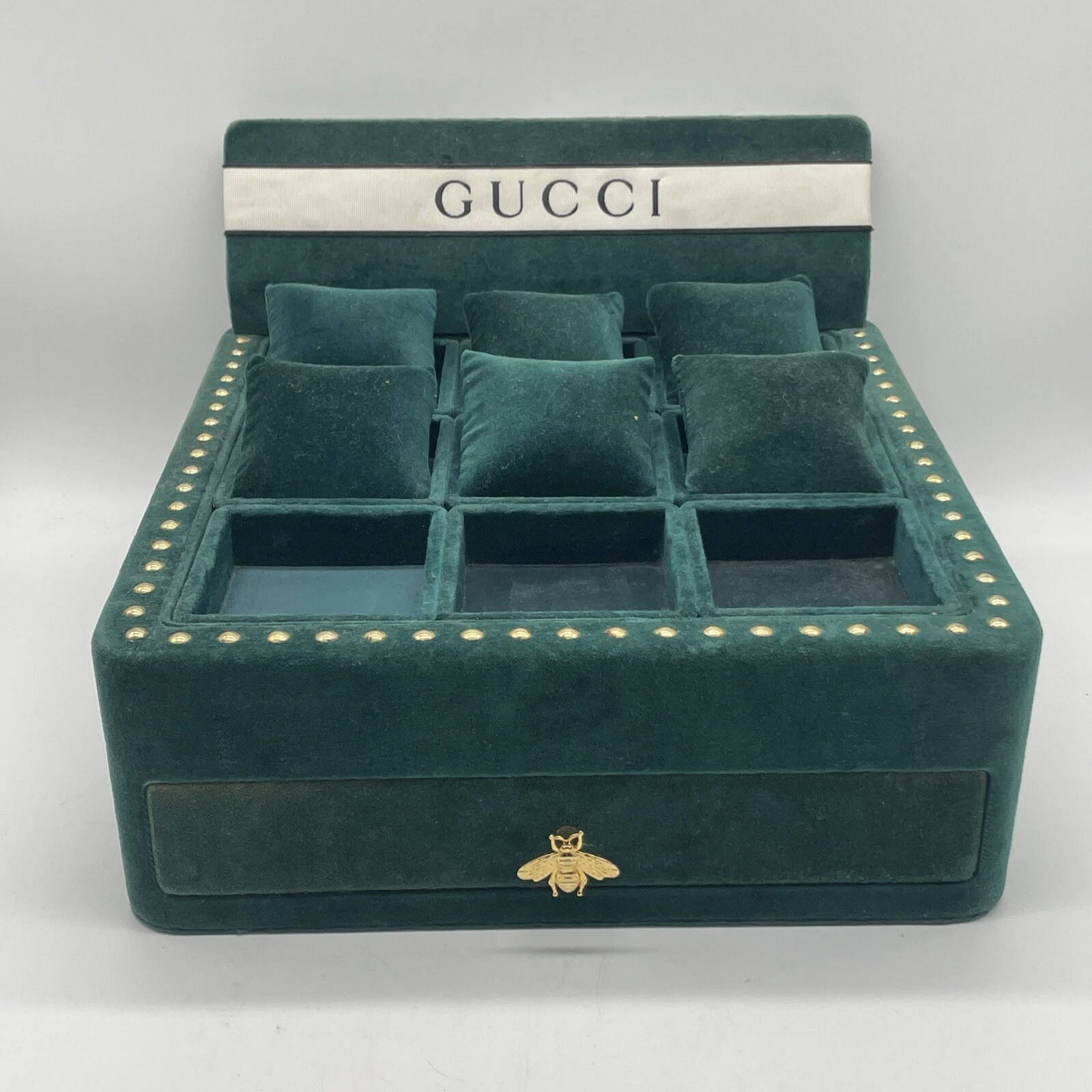 Plateau et tiroir abeilles en daim vert GUCCI 11,5 x 11,75