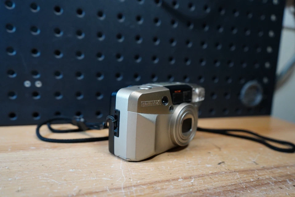 (O) Pentax IQZoom 140M 35mm Point & Shoot Film Camera - Image 3 of 4