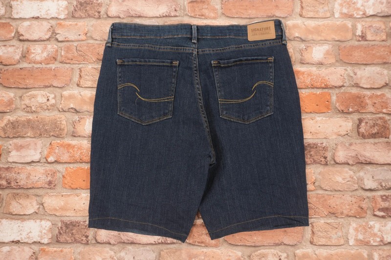Levi's Signature Mid Waist Capri Denim Shorts Vintage W31 | IT 44 | FR #1295 View 2