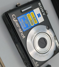 Sony Cyber-Shot DSC-W40 6.0MP Digital Compact Camera Black, Charger, Memory Card