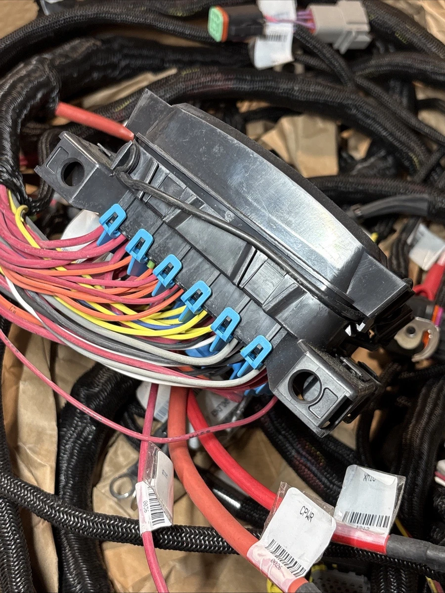 CNH CASE 47857130 Engine & Rear Chassis Wiring Harness OEM NEW photo 7