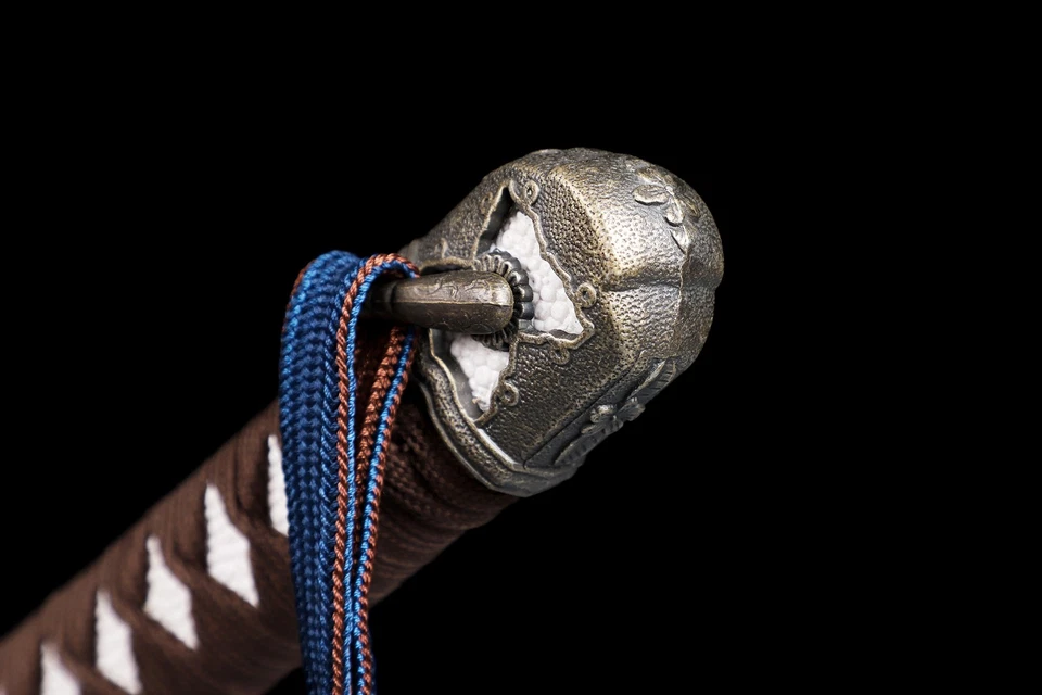 Espada KATOKU Tipo 98 Gunto Hecha a Mano Plegada Acero Full Tang Afilada Alta Calidad Foto 3 de 4