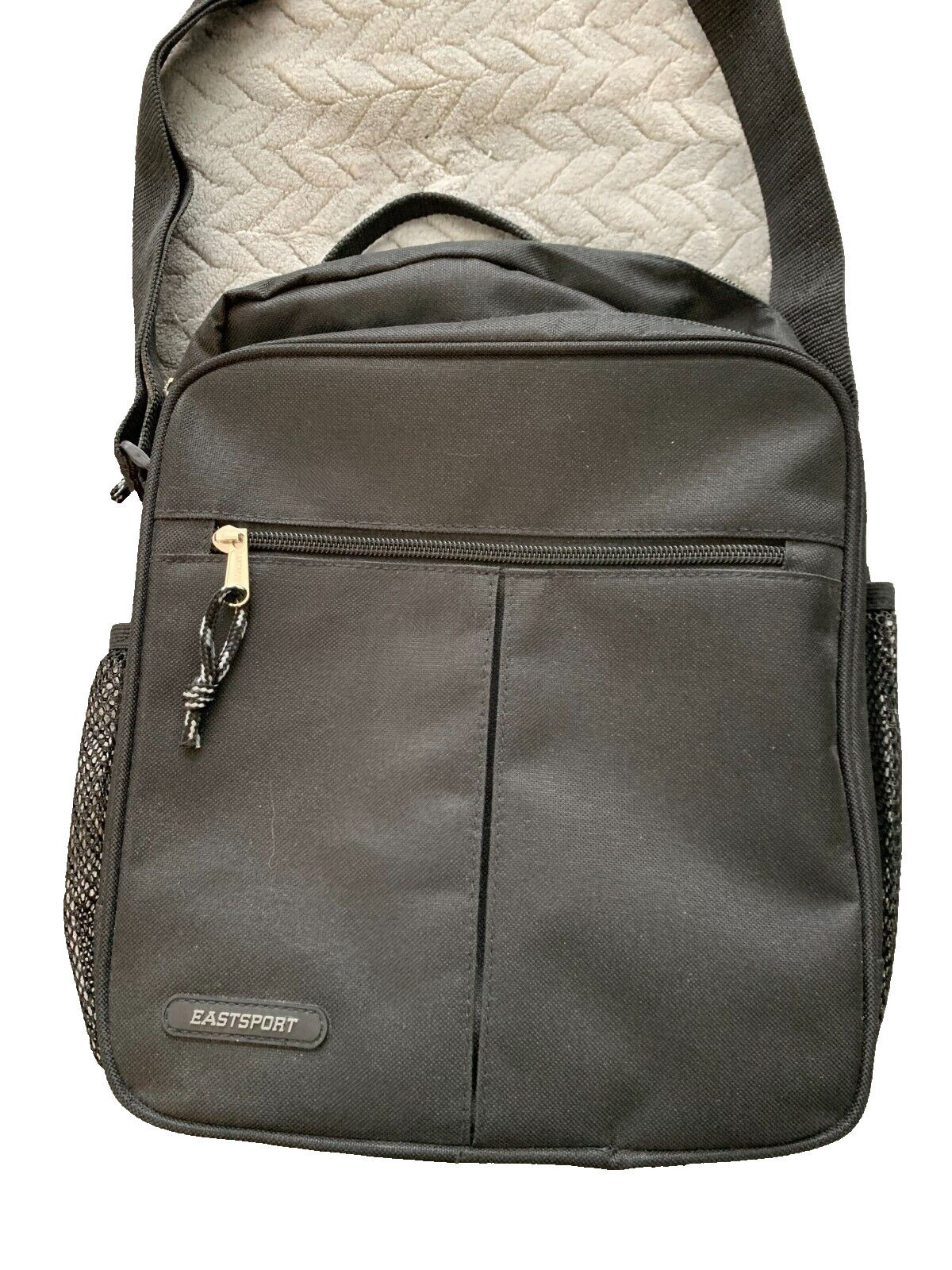 BRAND NEW Eastsport Unisex Multi-Function Crossbody Small Messenger Bag - black