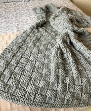 Knitting pattern ~Chunky Basket Weave Blanket / Sofa Throw ~ Paper Copy