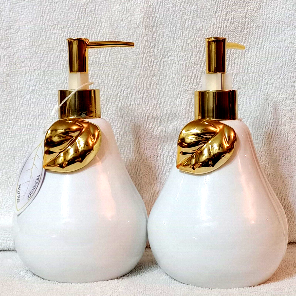 2- Ceramic THE BATH SHOP SWEET PEAR SCENTED Hand Wash 15.2oz