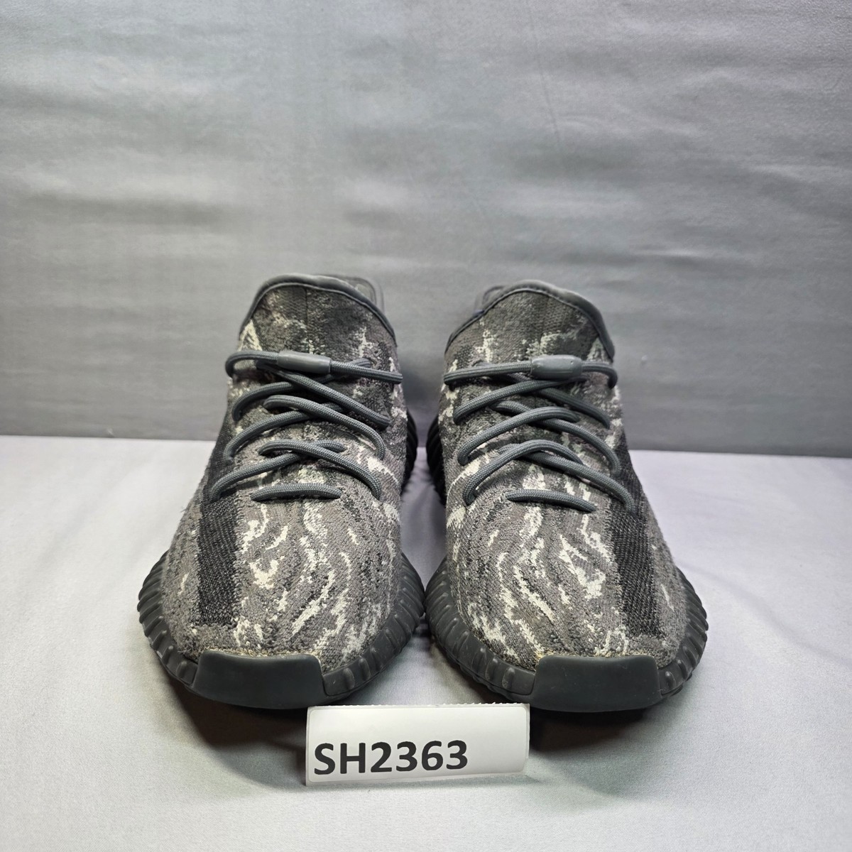 adidas Yeezy Boost 350 V2 MX Dark Salt Men\'s Size 9.5 adidas Men main image 3