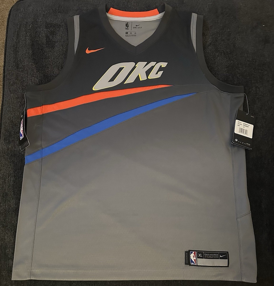 NWT Nike OKC Oklahoma City Thunder 2017-18 City Edition Jersey Boys XL  (18-20)