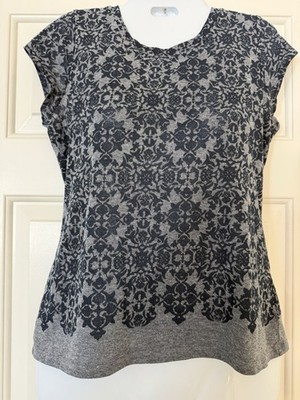 The Limited Women's Floral Short Sleeve Top Size S Navy Blue and Gray Stretch