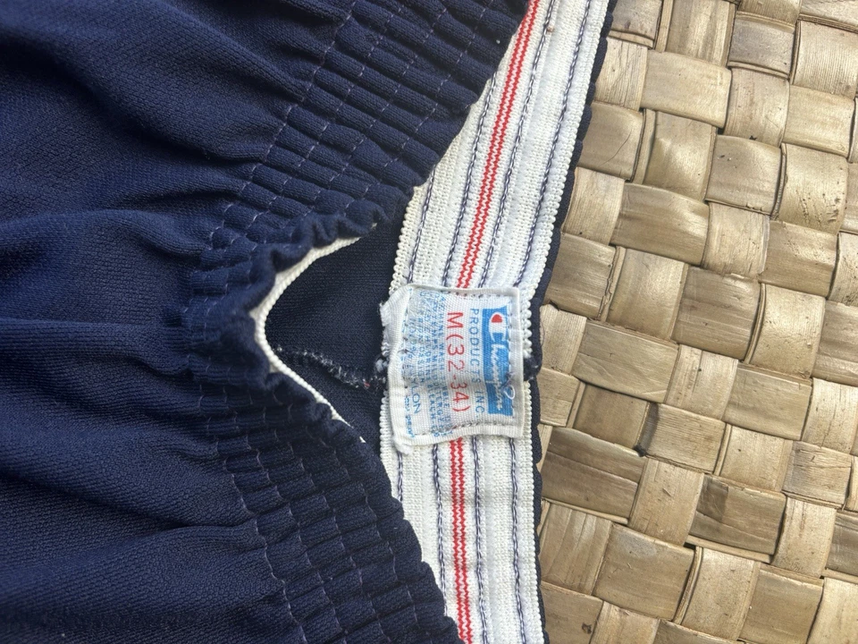 Pantalones cortos deportivos TV UCLA Foto 3 de 4