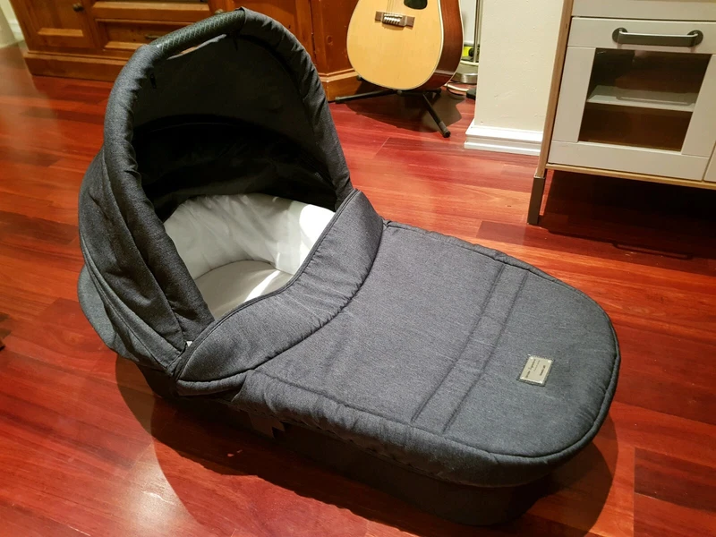 steelcraft strider signature bassinet