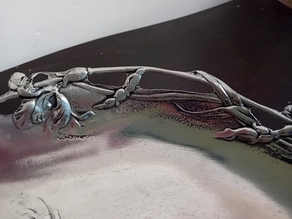 Coupe Art Nouveau magnifique Iris en étain signé - Photo 3/4