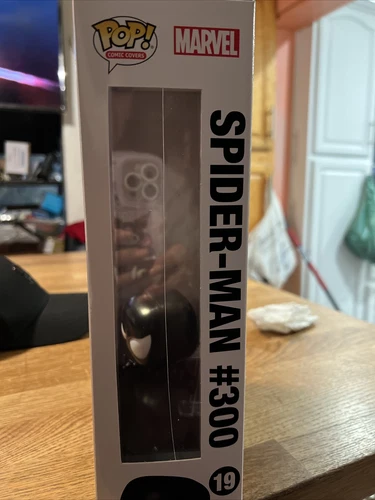 Funko POP! Comic Cover 19 : Spider-Man # 300 Target Con Exclusive Marvel IN HAND